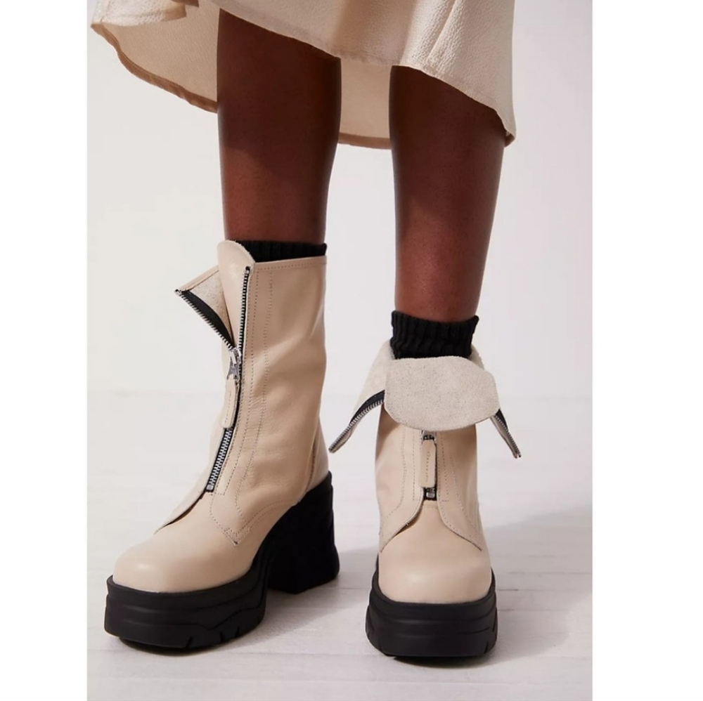 Free People Myles Zip Front Platform Boots Size 7 NWOT